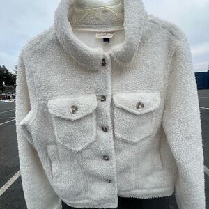 Universal Thread Cream Sherpa Coat
